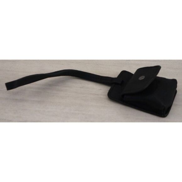 Free People Street Sounds Black Leather Case For Airpods  + Earbuds - Picture 2 of 8